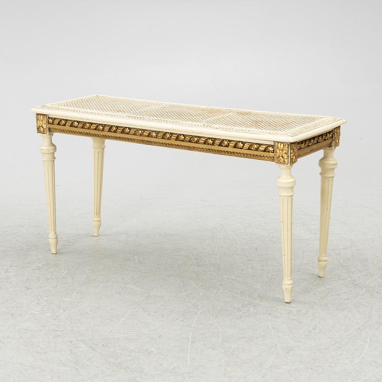 Bänk, Gustaviansk stil, 1900-tal.