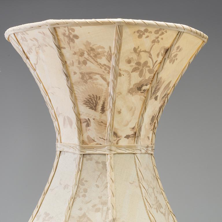 JOSEF FRANK, bordslampa, modell 2466, Svenskt Tenn.