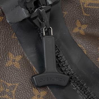 Louis Vuitton, weekend bag, "Keepall Bandouliere 55".