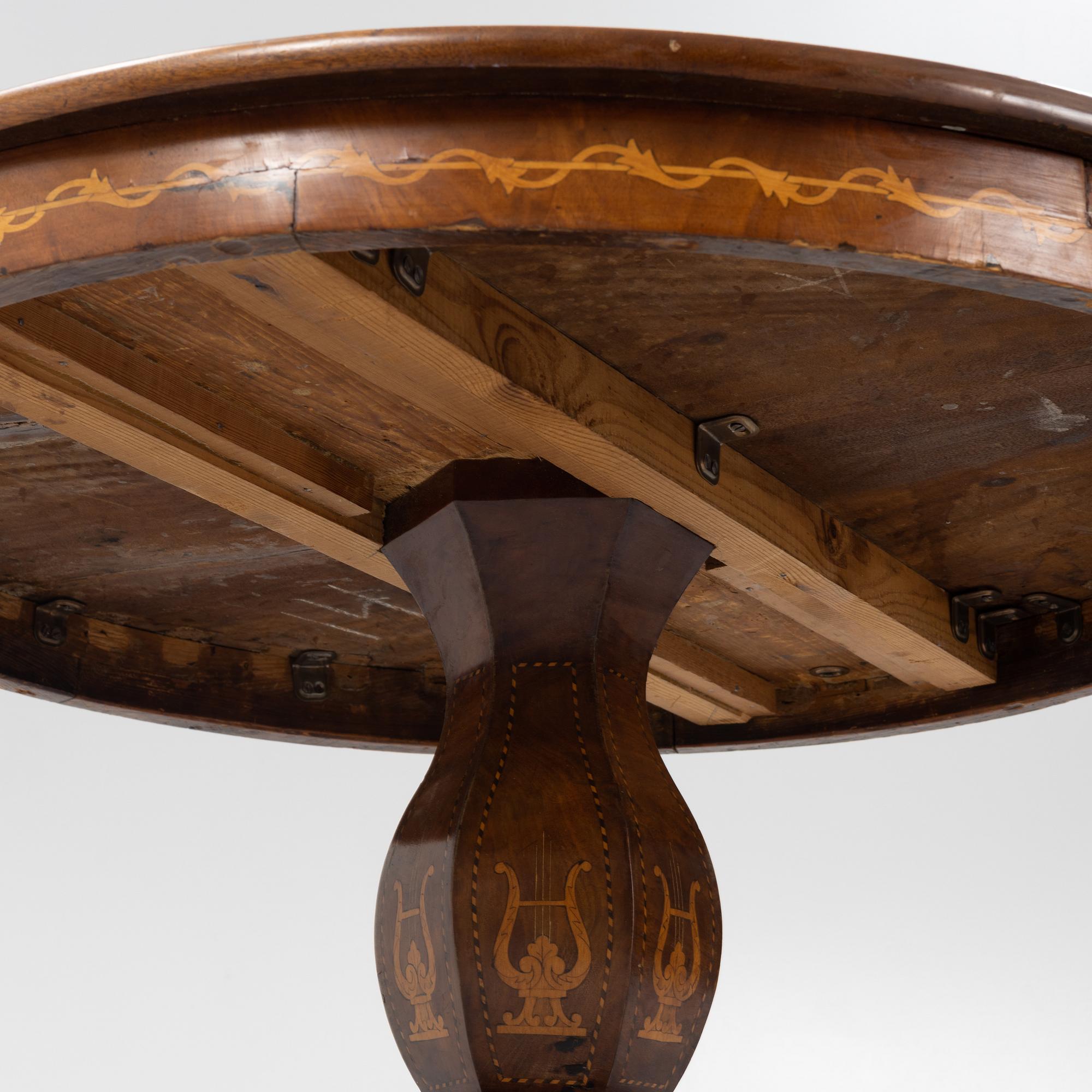 Table, Empire style, 1850-1880.