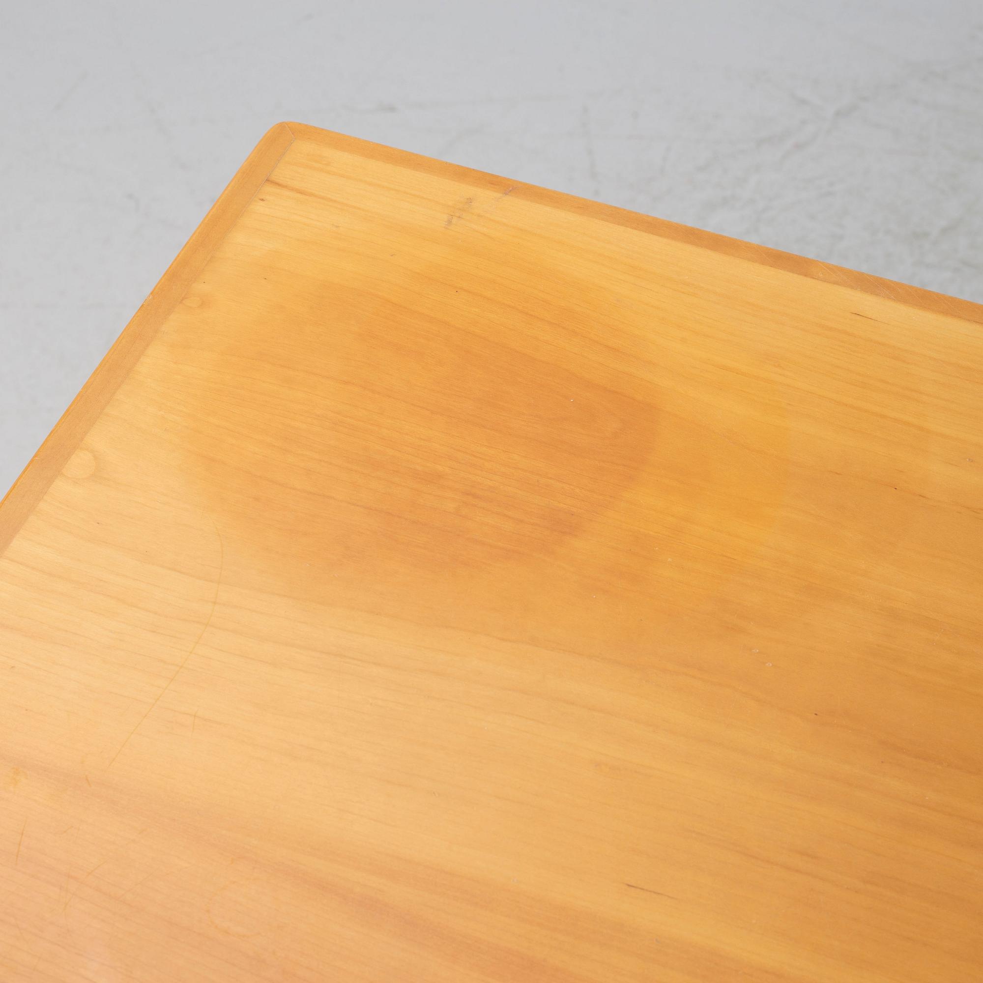 Carl Malmsten, skrivbord "Nya Guldheden" Åfors möbelfabrik 1900-talets andra hälft.