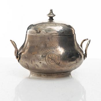 A French silver sugarbowl, mark of Linzeler, Paris, France, second half of the 19th Century.