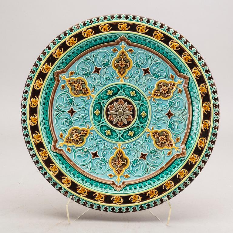 A Rörstrand majolica plate 1880's.