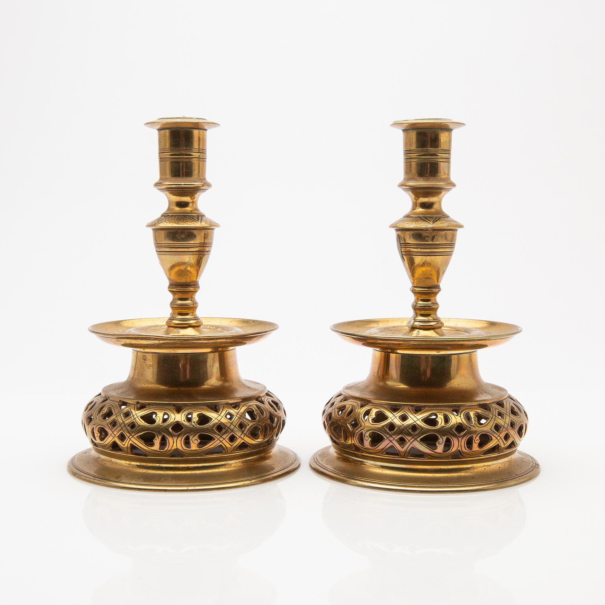 Candelsticks, a pair, brass, Baroque style, 18th/19th century.