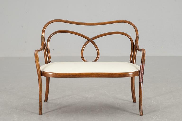 BARNSOFFA, Thonet typ, 1900-talets början.