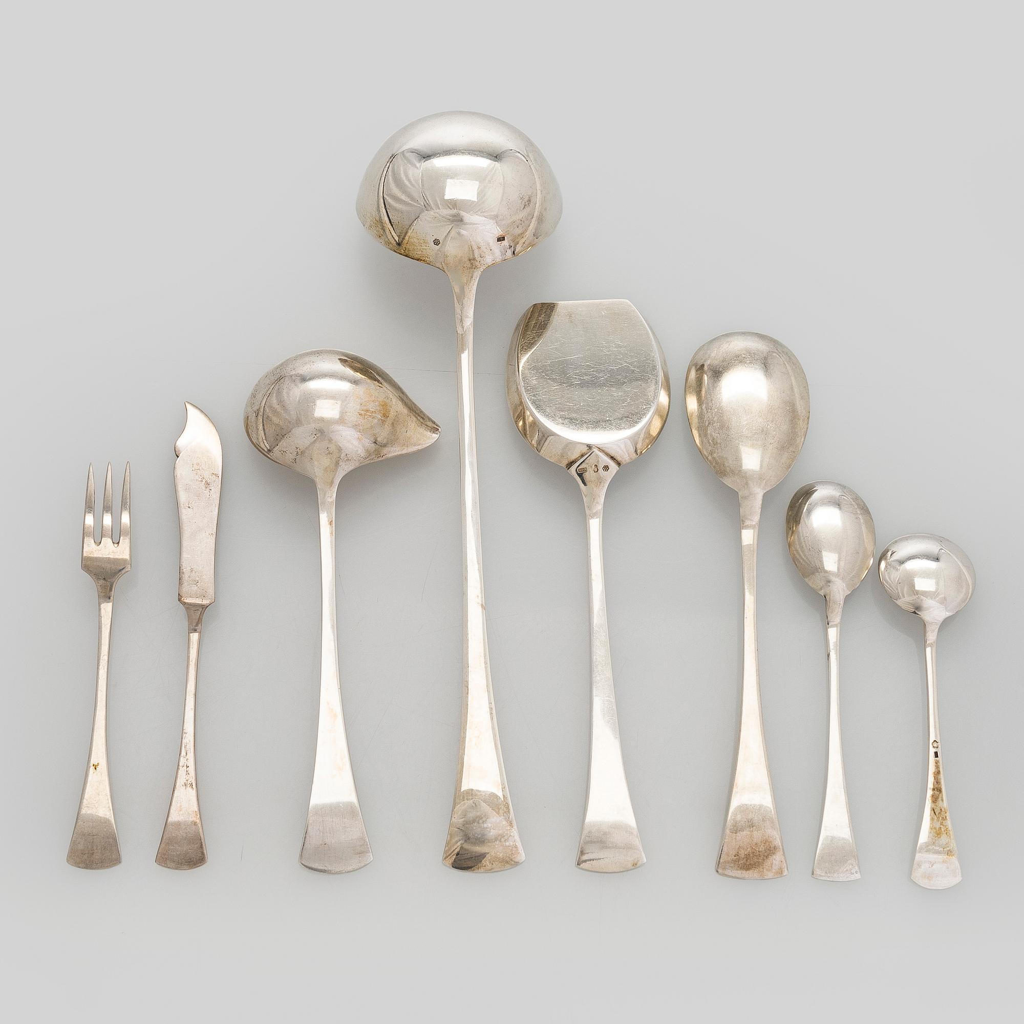 Bestick, 29 st, snarlika, silver, Österrike-Ungern och Tjeckoslovakien 1867-1962.