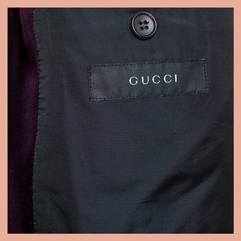 KAVAJ, Gucci, storlek 52.