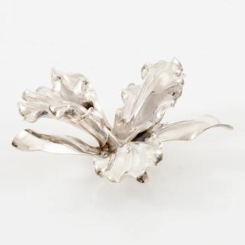 Wiwen Nilsson, a brooch, in the shape of a lily, sterling silver, Lund 1961.