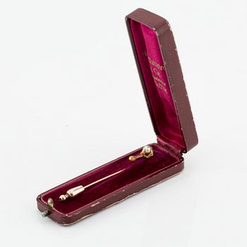 Kråsnål 18K guld med pärla i form av klo.