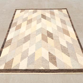 Irma Kronlund, flat-weave rug signed KLH IK, approx. 222x146 cm.