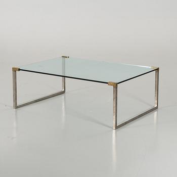 A GLASS TOP COFFEE TABLE SECOND HALF 20TH CENTURY.