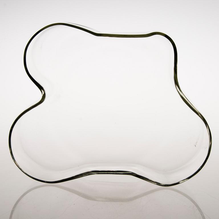 ALVAR AALTO, an early 1960s '3035' bowl for Iittala. Finland.