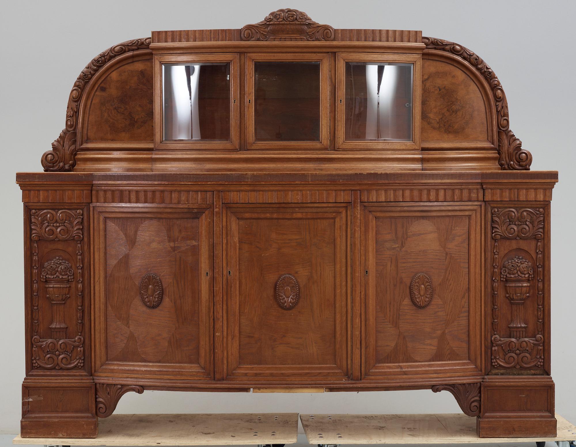 BUFFÉ, jugend, 1900-talets början.