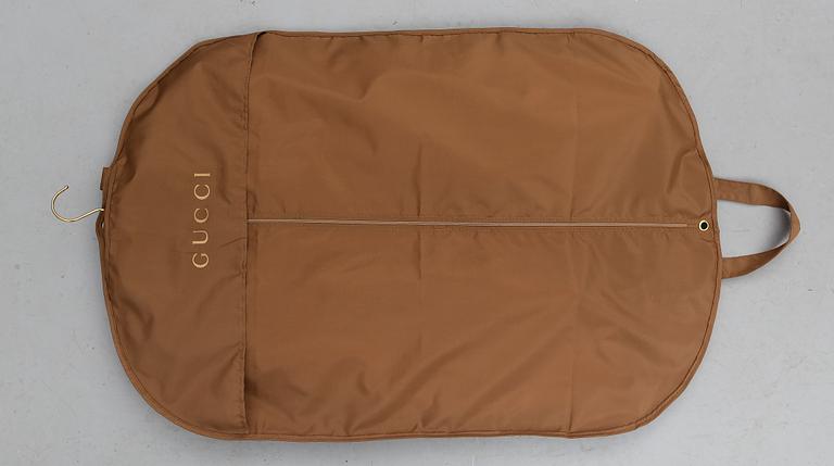 KAVAJ/JACKA, Gucci.