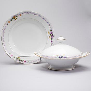 SERVERINGSKÄRL, 5 delar, porslin, möjl. Frankrike 1900-talets början.