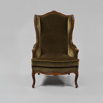 FÅTÖLJ, rokokostil, omkring 1900-talets mitt.