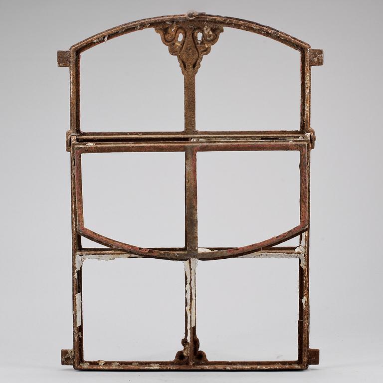 FÖNSTER, gjutjärn, 1800-talets slut.