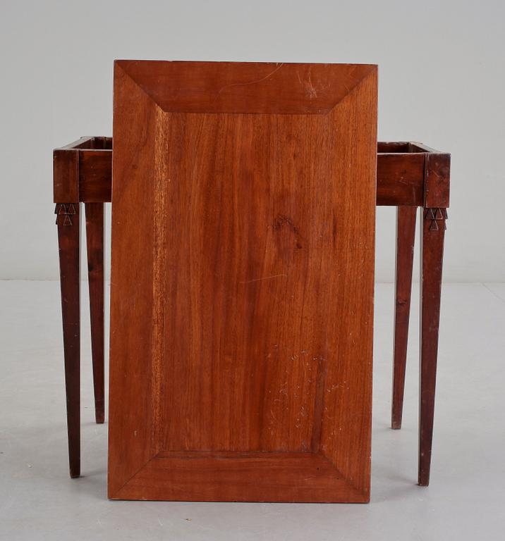 SPELBORD, sengustavianskt, 1800-tal.