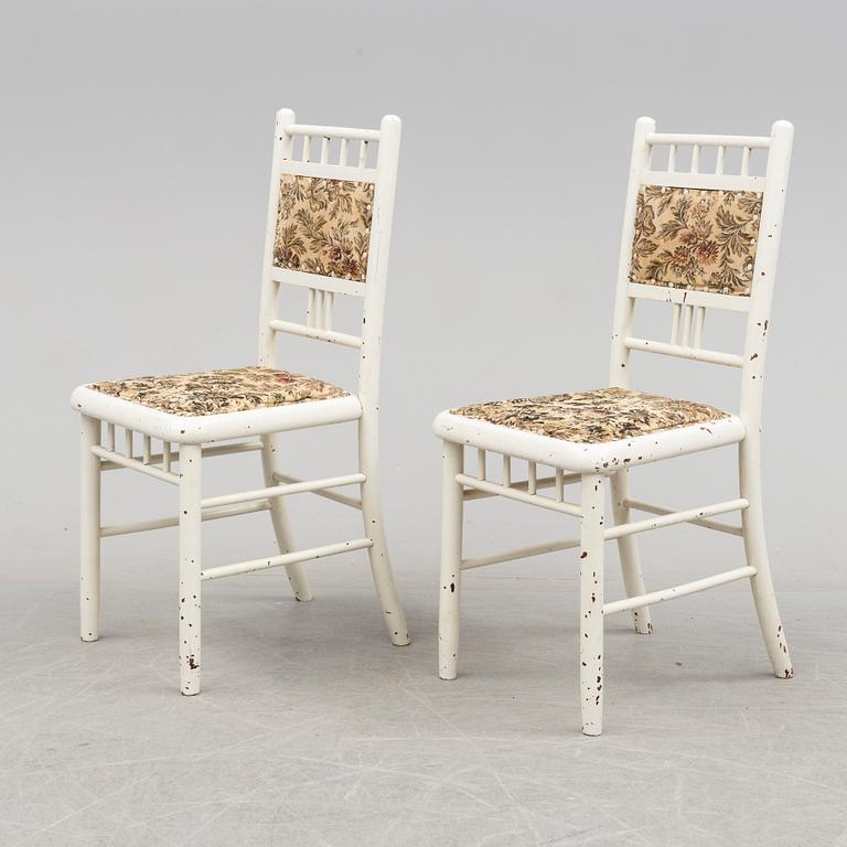 A 1920's sofa with four chairs by Muuramen Tuolitehdas Osakeyhtiö, Muurame.
