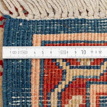 Rug, oriental, approx. 280 x 320 cm.