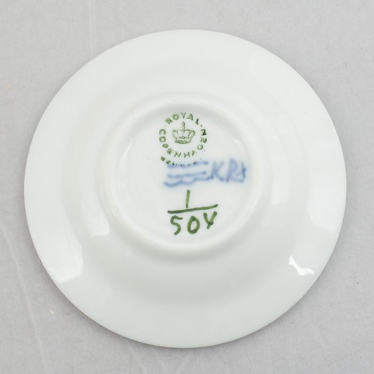 Royal Copenhagen, 27 pieces of a "Blue Fluted" porcelain service, Denmark.