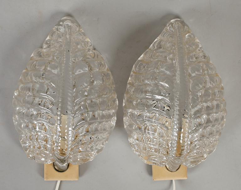 VÄGGLAMPOR, 1 par, sannolikt Orrefors, 1900-talets mitt.