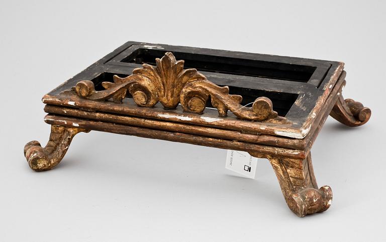 BOKSTÄLL, 1700-tal.