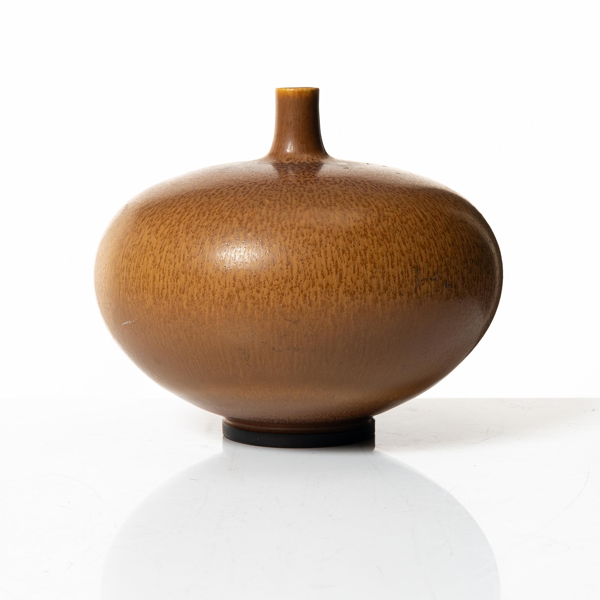 Berndt Friberg, a stoneware vase, Gustavsbergs studio 1959.