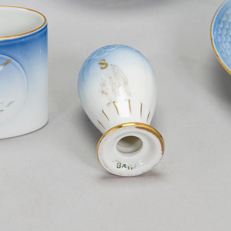 A 46-piece porcelain 'Måsen' tea and coffee service, Bing & Grøndahl, Denmark.