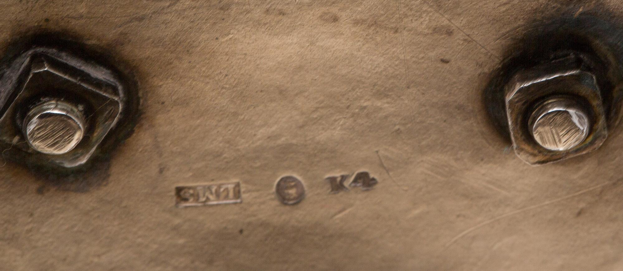 SKOCKERSKRIN, silver, Lars Magnus Sjöberg, Stockholm,1840. Vikt ca 462 g.