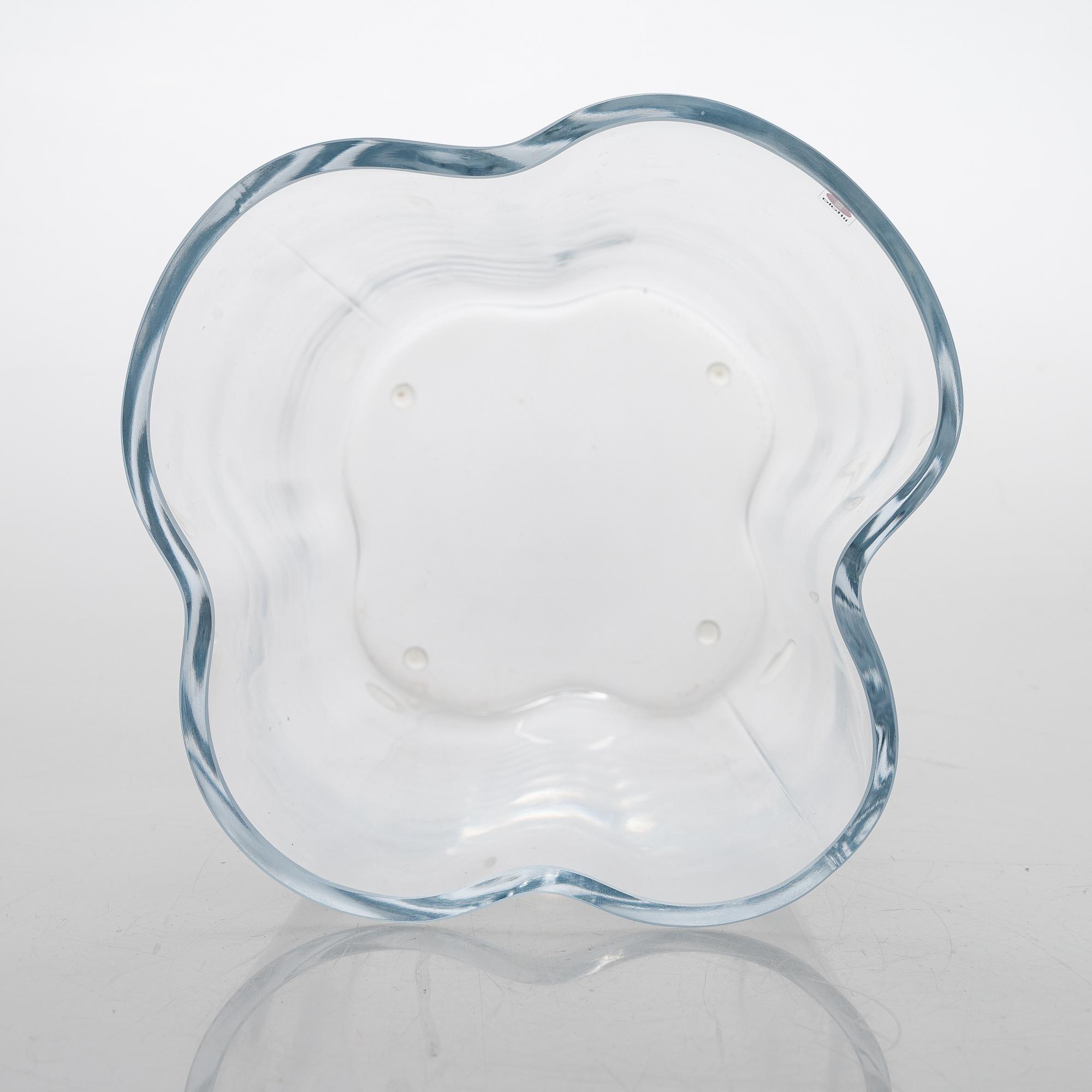 Alvar Aalto, maljakko, malli 3032, signeerattu Alvar Aalto 2006.