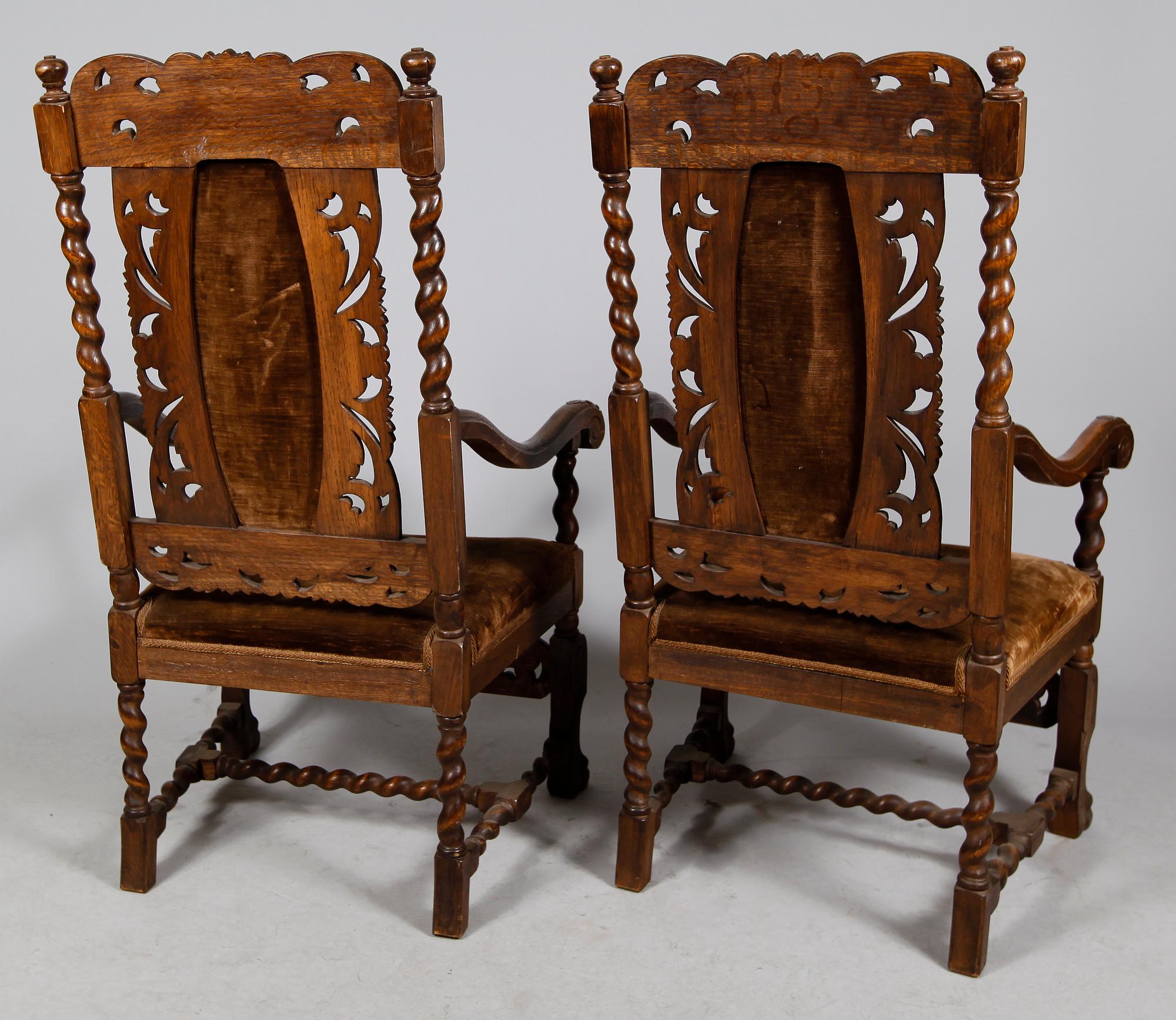 MATSALSMÖBEL, 11 del, barockstil, tidigt 1900-tal. TEXTTILLÄGG: Klädsel av sammet.