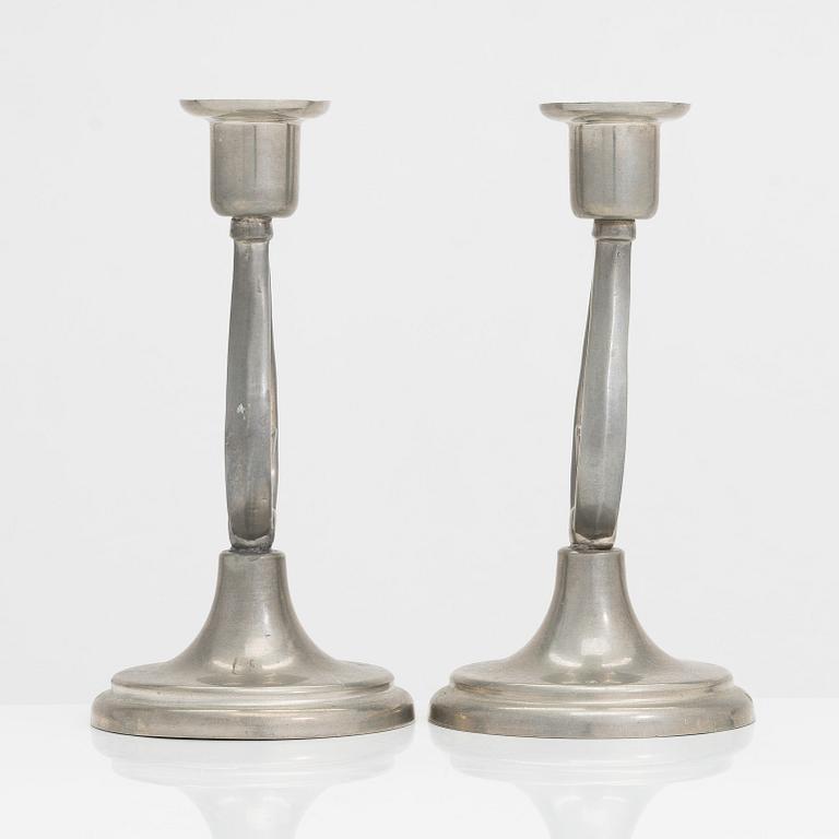 Paavo Tynell, A pair of 1920/30's '8022' candlesticks for Taito.