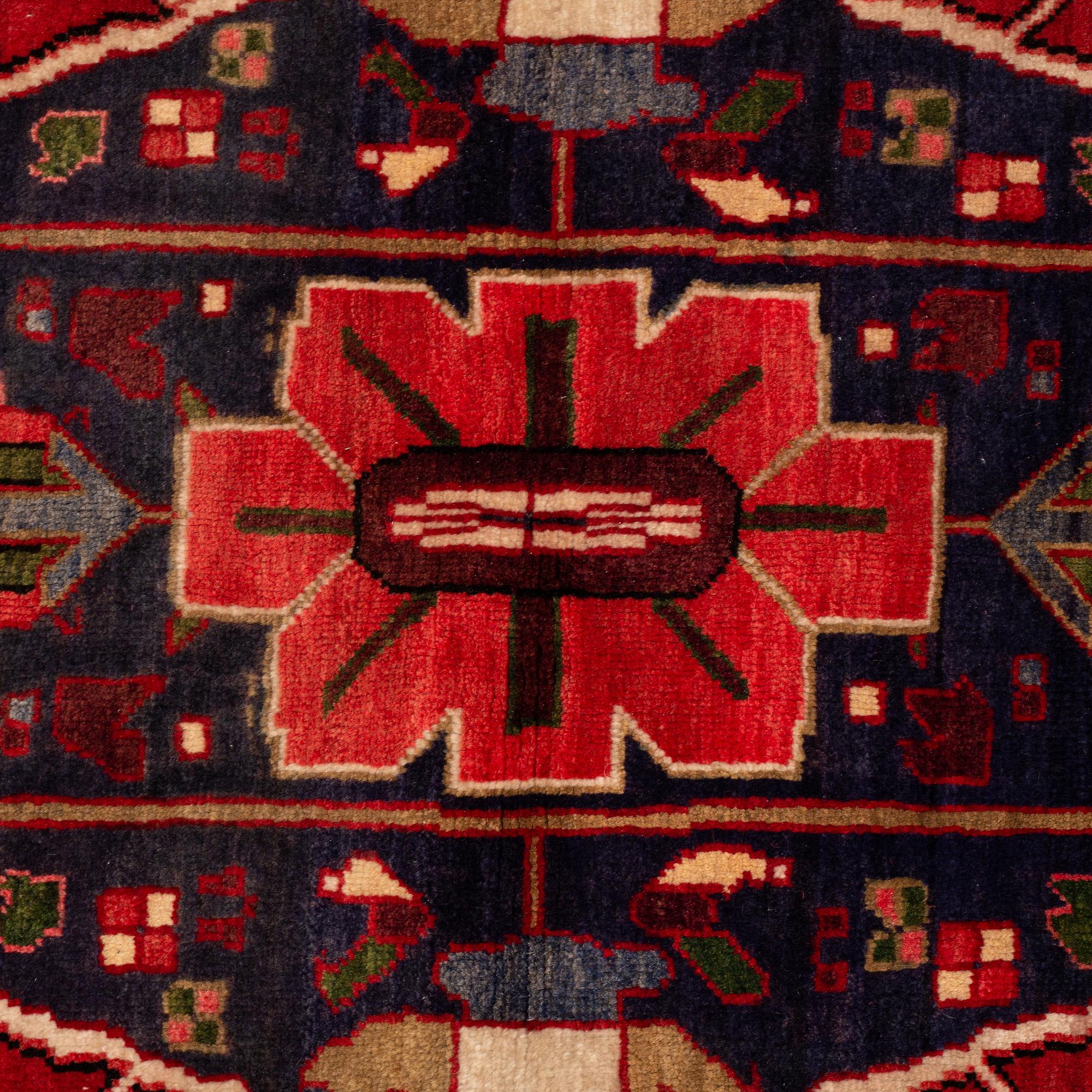 Matta, Old Västpersisk, ca 312 x 194 cm.