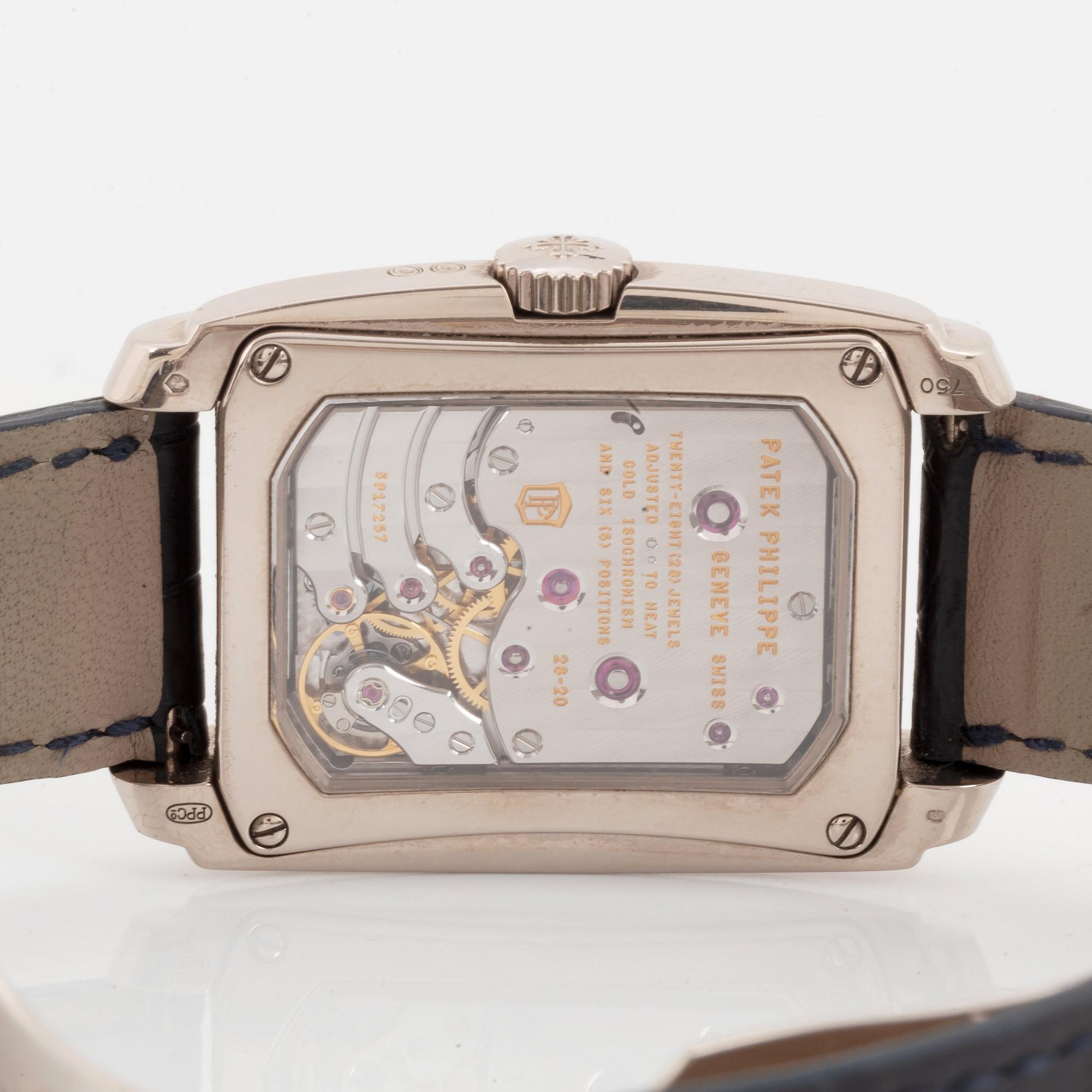 Patek Philippe, Gondolo, wristwatch, 46,9 x 32,4 mm.