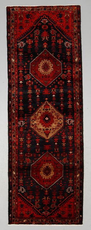 MATTA, Saveh, ca 315 x 107 cm.