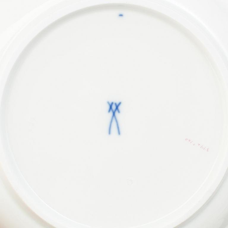 A 16 piece coffee service by Meissen, late 20th century.