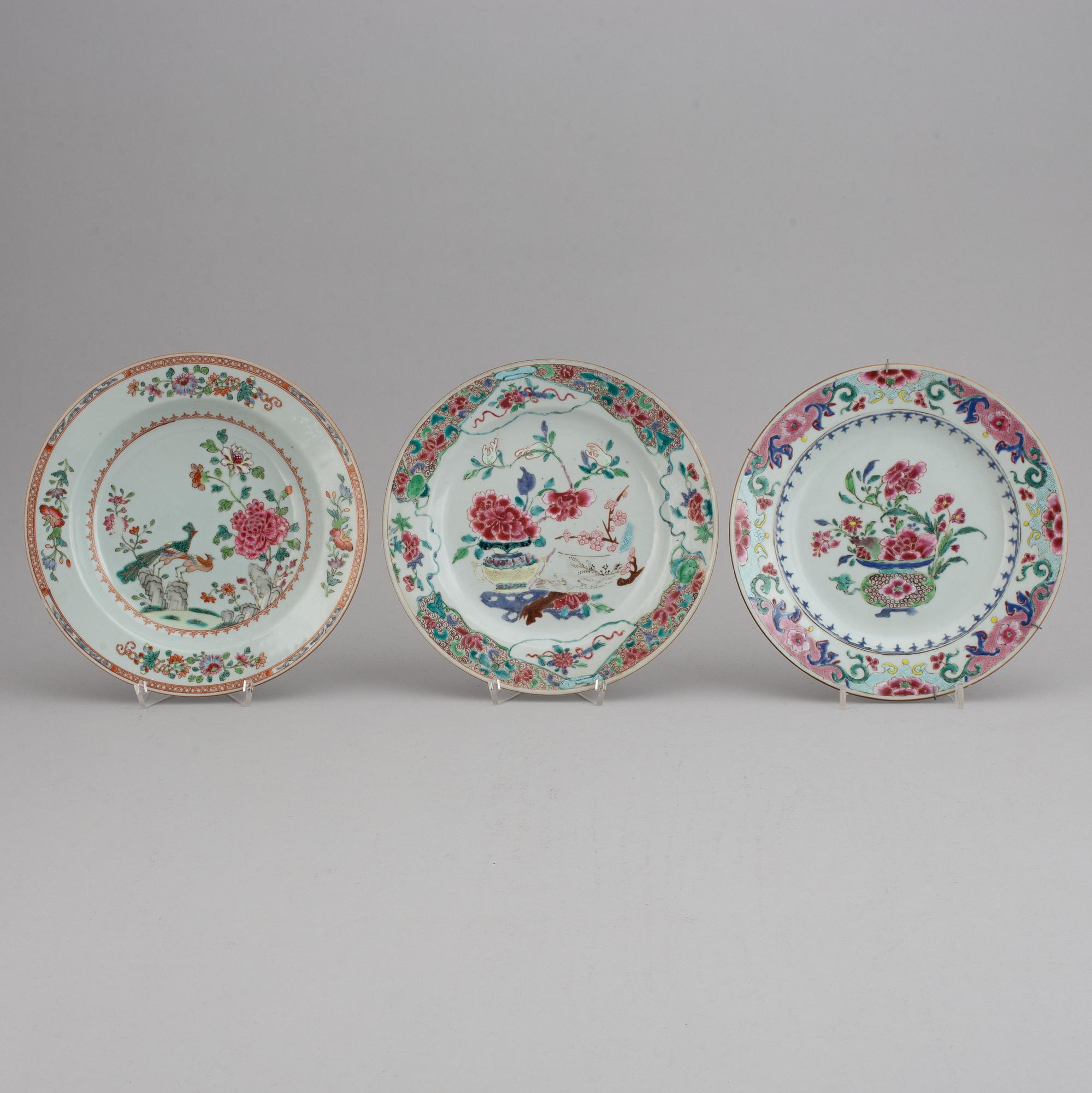 A set of five odd famille rose plates, Qing dynasty, Qianlong (1736-95).