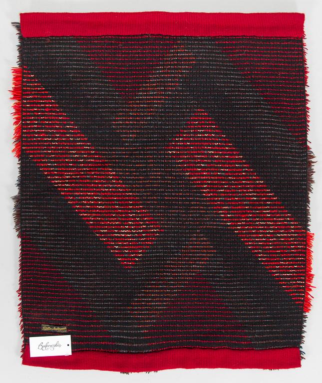 Riitta Aaltonen, A rya rug, model for Riitta Aaltonen Ryijykutomo. Circa 90 x 70 cm.