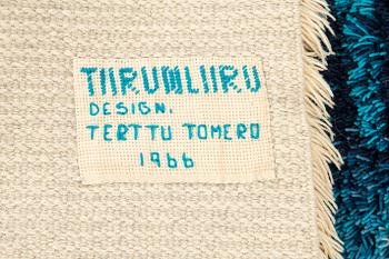 Terttu Tomero, matta rya "Tiirumliiru" signerad och daterad 1966 ca 193X67 cm.