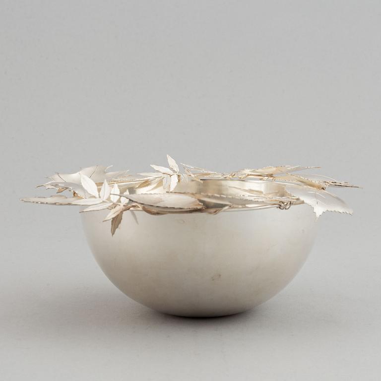 Caroline Lindholm, a sterling silver bowl, Stockholm 2011.