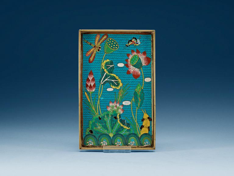 A Cloisonné tray, late Qing dynasty.