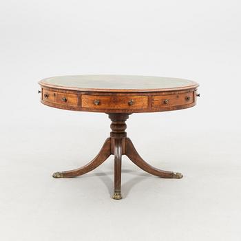 Karusellbord 1900-talets första hälft.