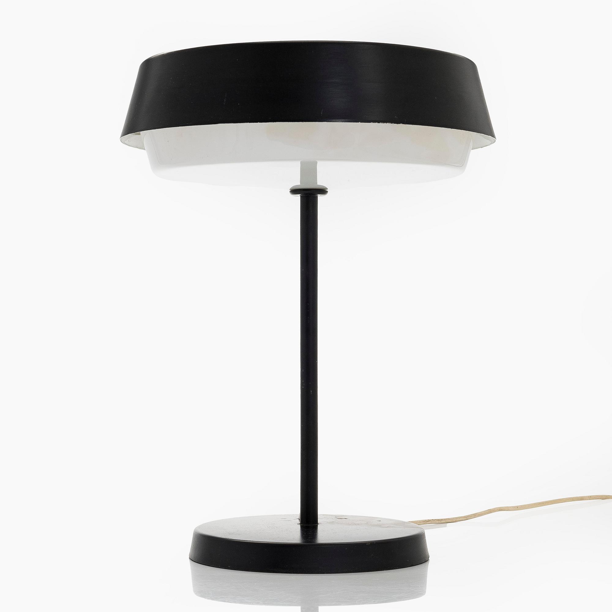 Voitto Haapalainen, Bordslampa, modell M5-9, Idman, 1960-tal.