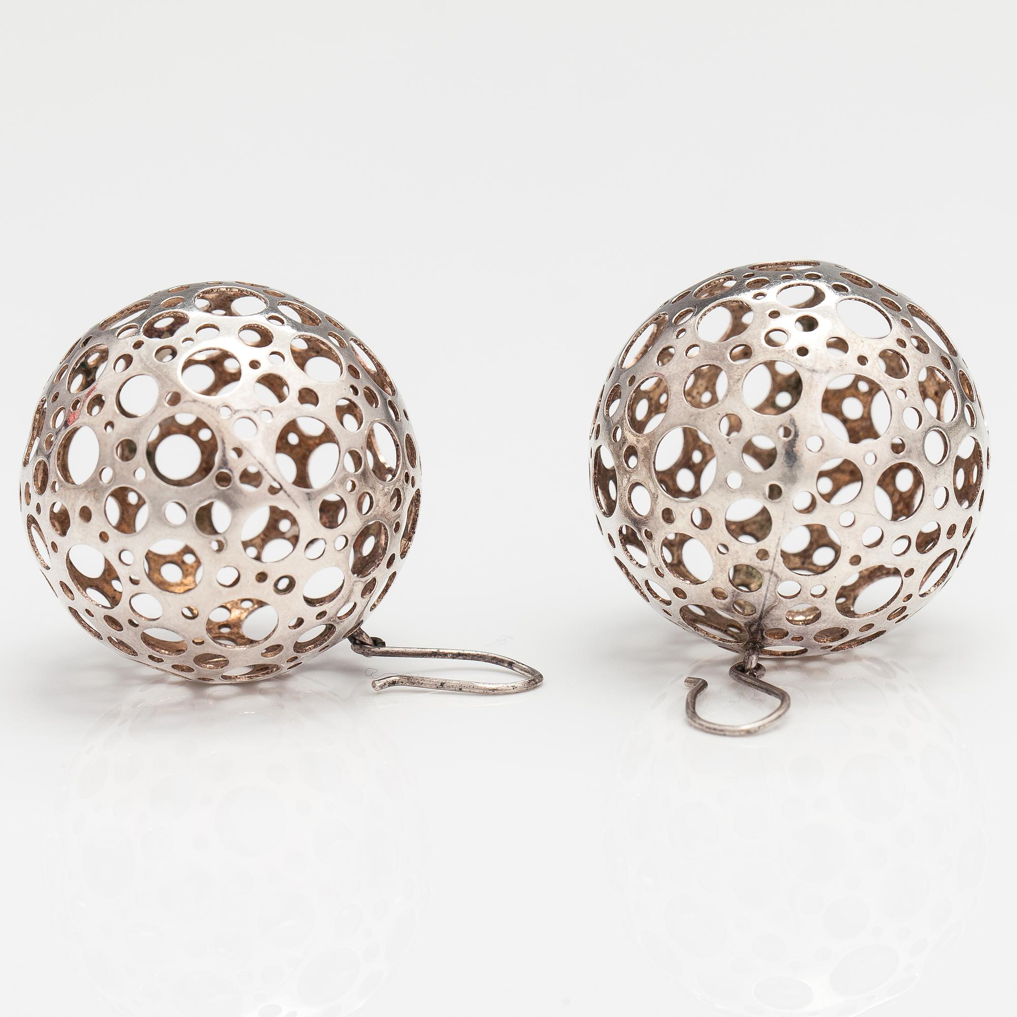Liisa Vitali, A pair of sterling silver earrings "Leppäkerttu". Westerback, Helsinki 1971.