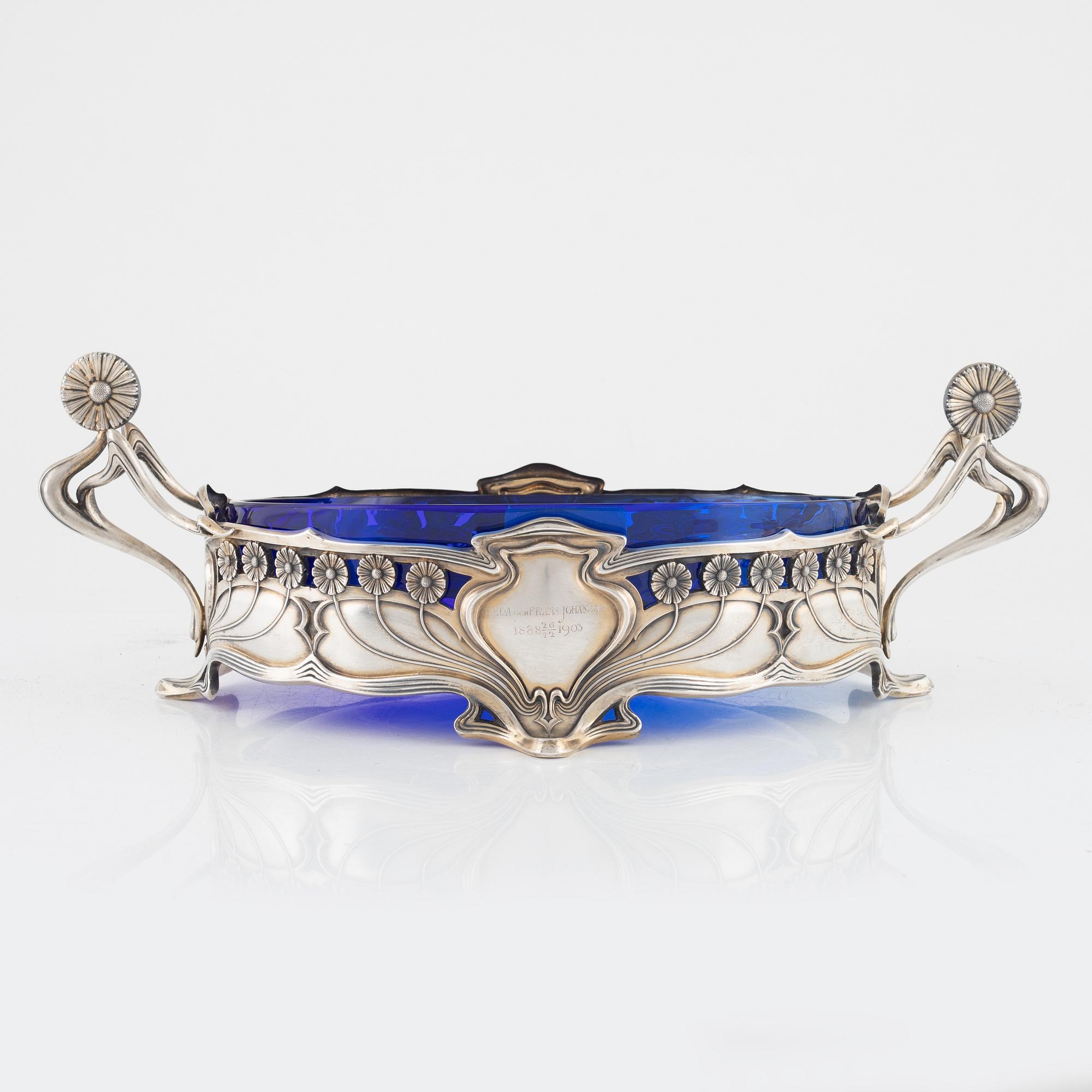 A silver Art Nouveau jardinière, C.G. Hallberg, Stockholm, 1903.
