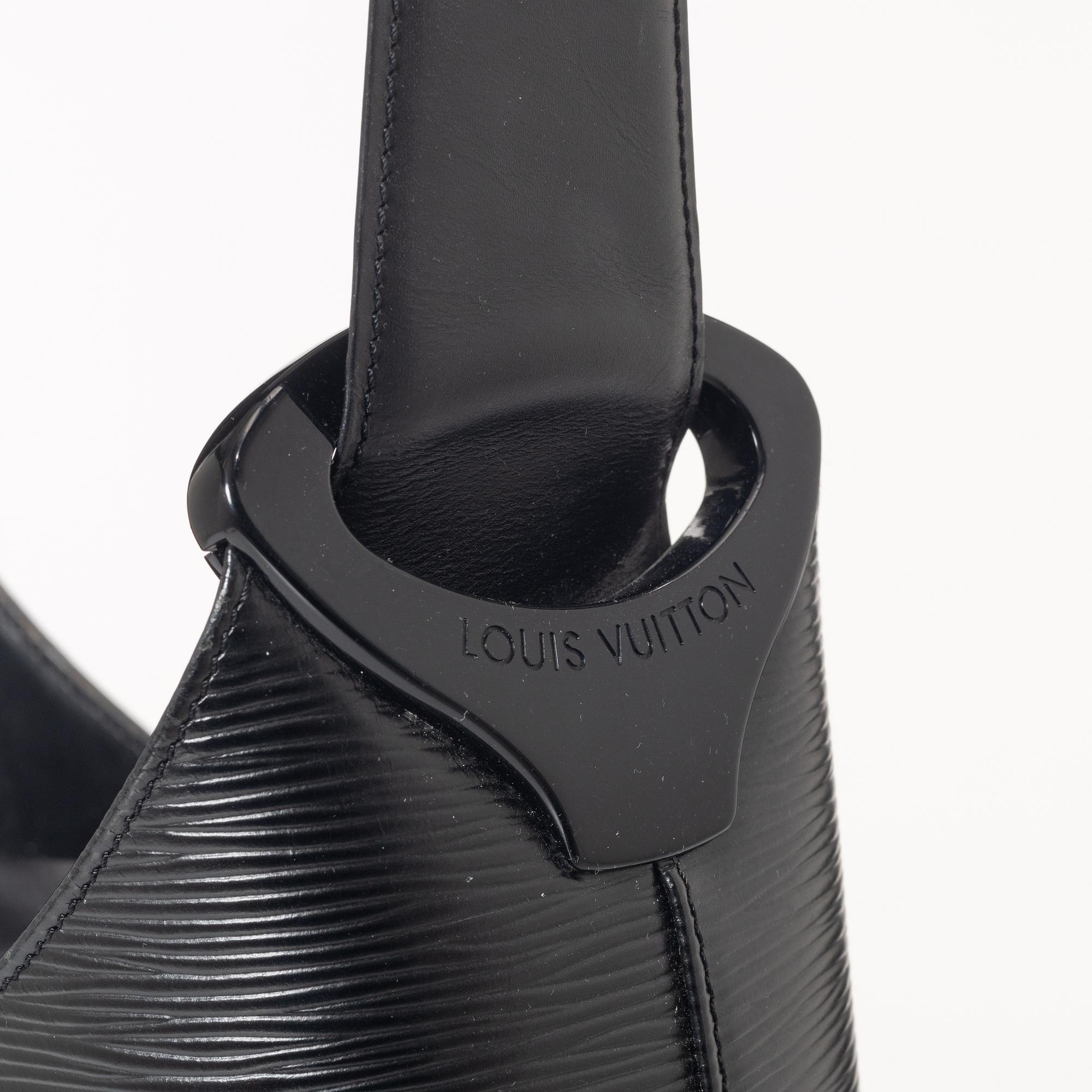Louis Vuitton, "Epi Sac Verseau", 2001.