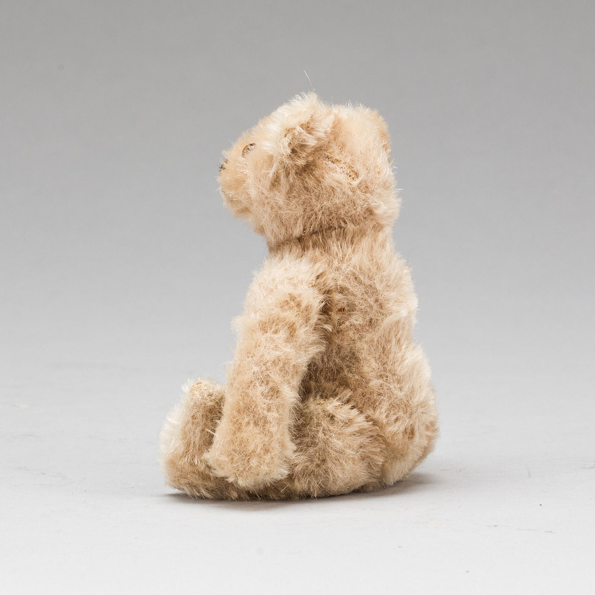 NALLE, märkt Steiff.