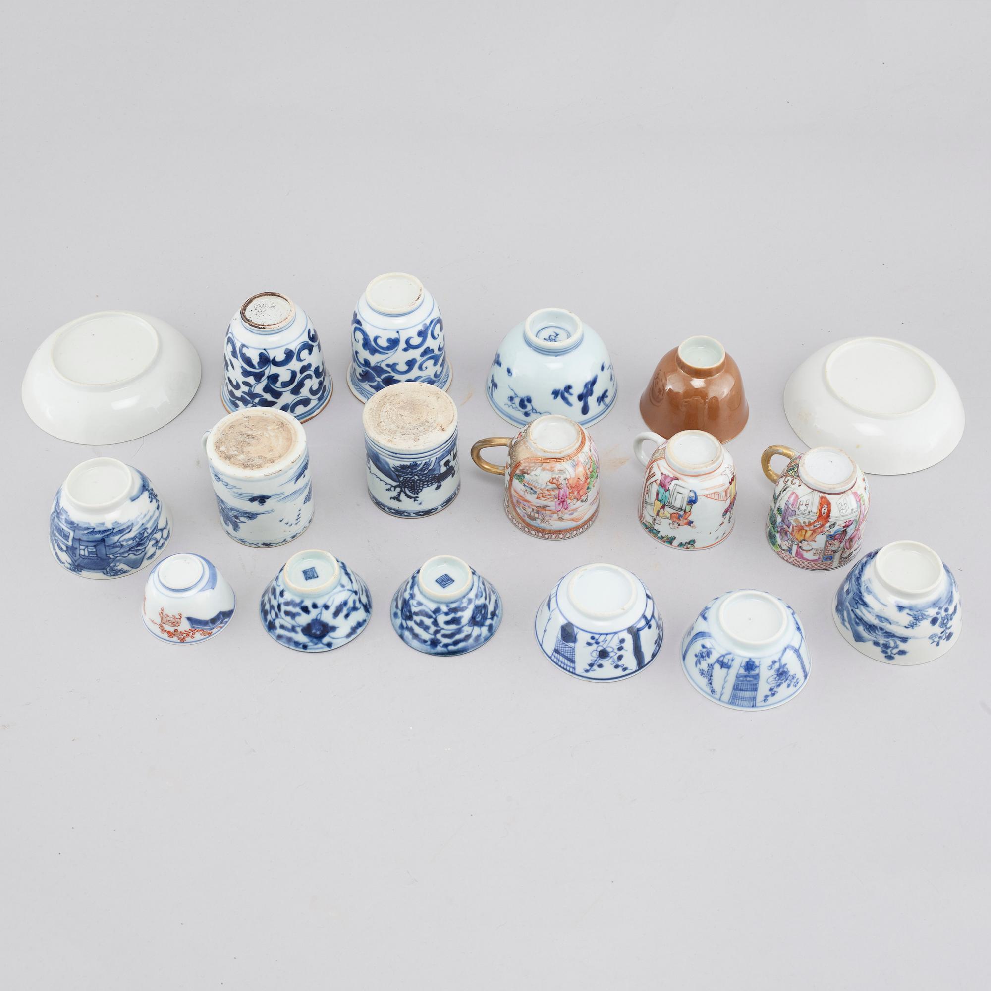 16 chinese porcelain cups from the 18th/19th and 20th century.