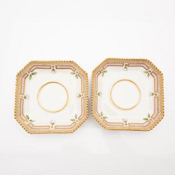 Cream cups with lids and saucers, 2 pcs, "Flora Danica", Royal Copenhagen, Denmark, 20th century.